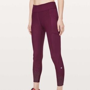 Lululemon Athletica Tight Stuff Tight Size 6 NWT